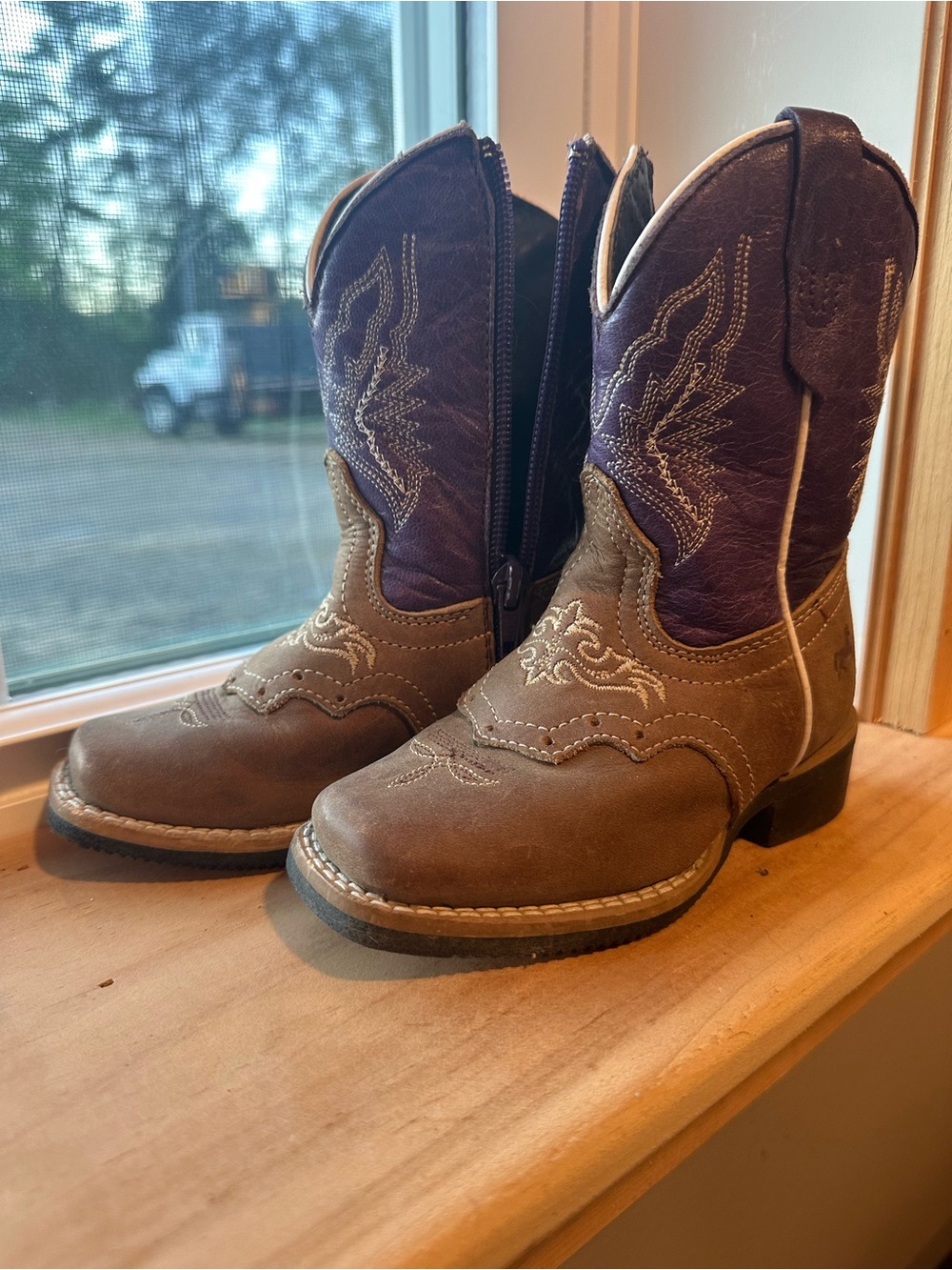 Kids Two-Tone Brown and Purple Cowgirl Boots with Side Zip